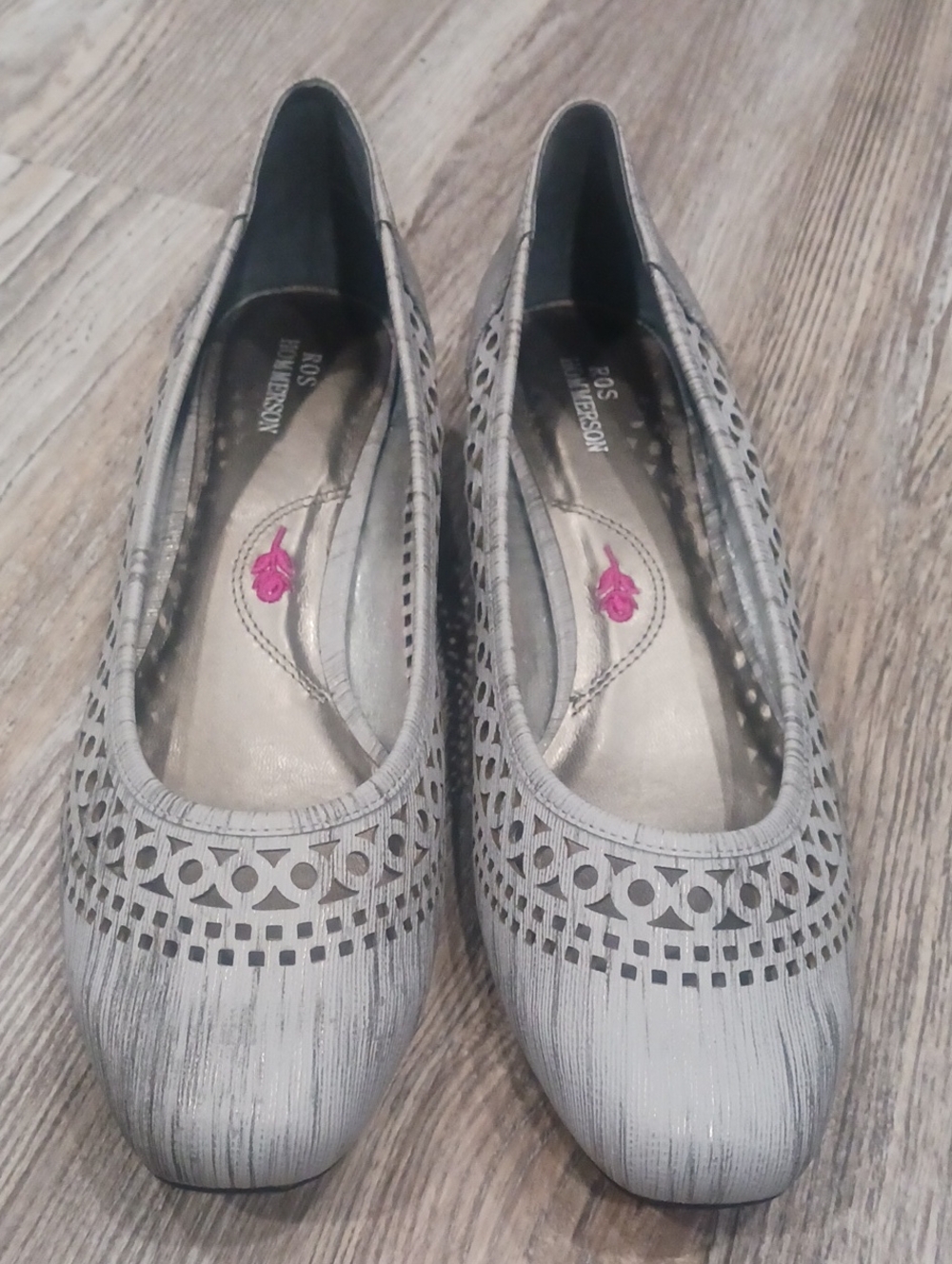 Ros Hommerson Tina Women's Gray Cutout Ballet Flats